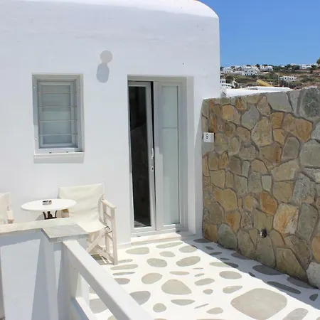 Christina בית הארחה