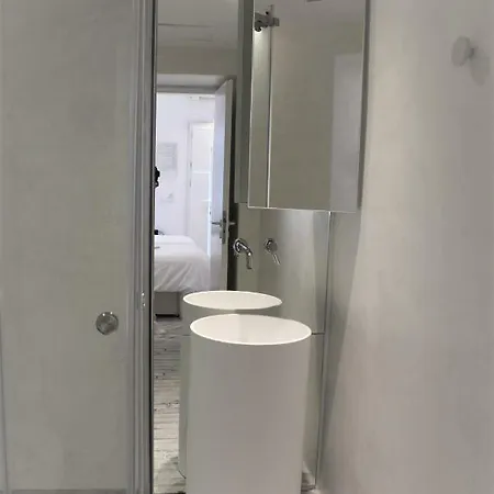 克里斯蒂娜一室公寓酒店 4*